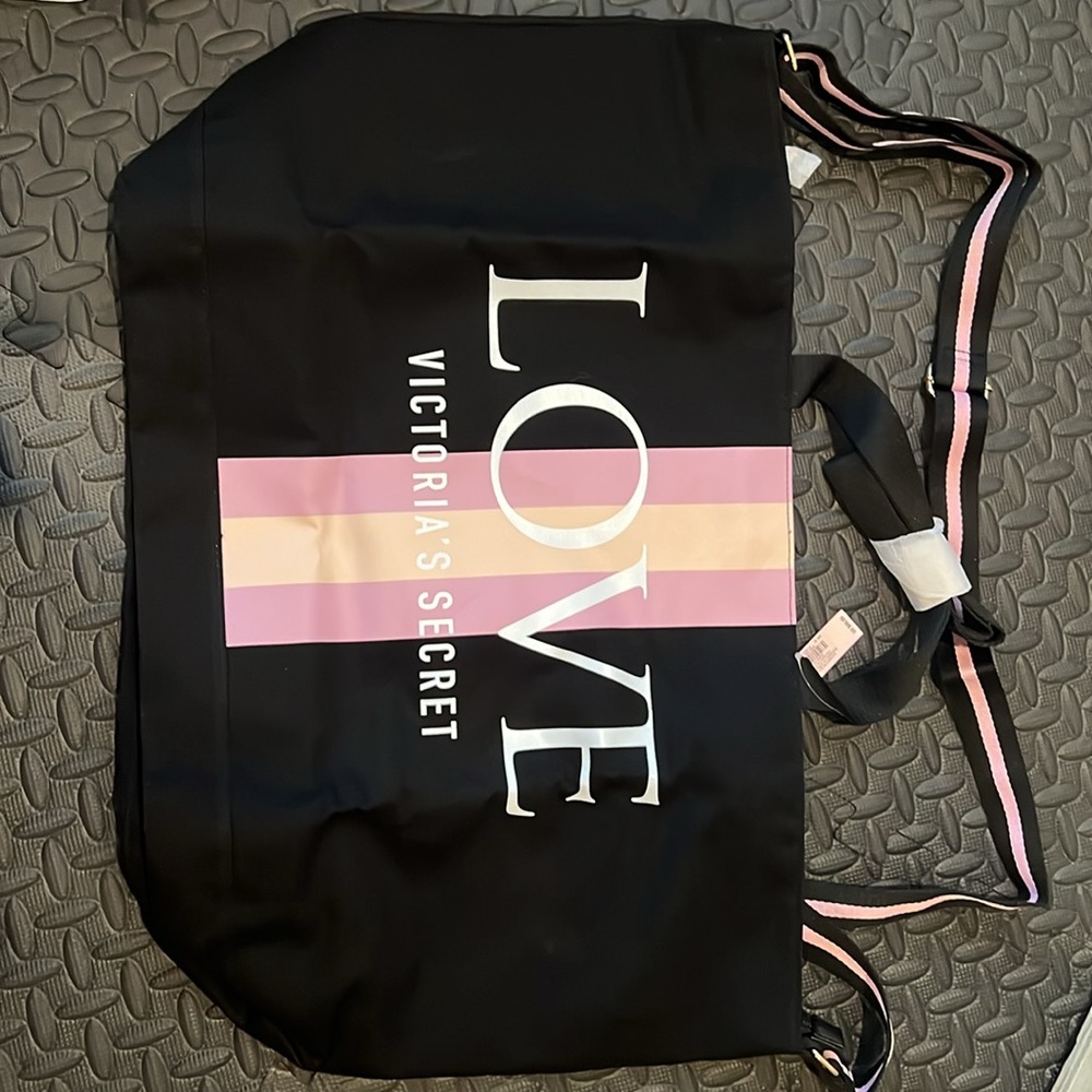 Victoria’s Secret Tote NWT